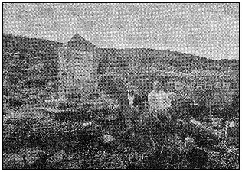 仿古图片:Réunion岛上的Piton de la Fournaise火山，坟墓